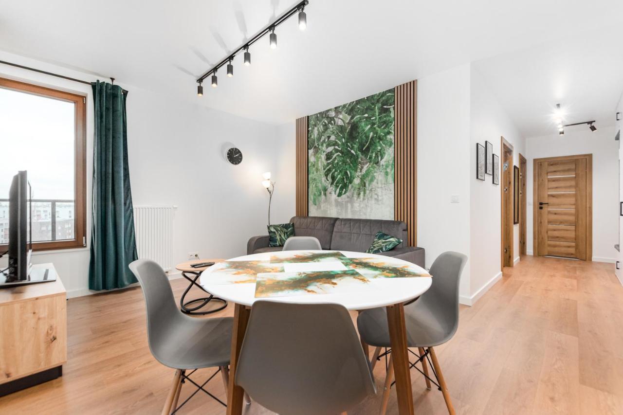 Klobucka 27 By Homeprime Warszawa Exteriör bild