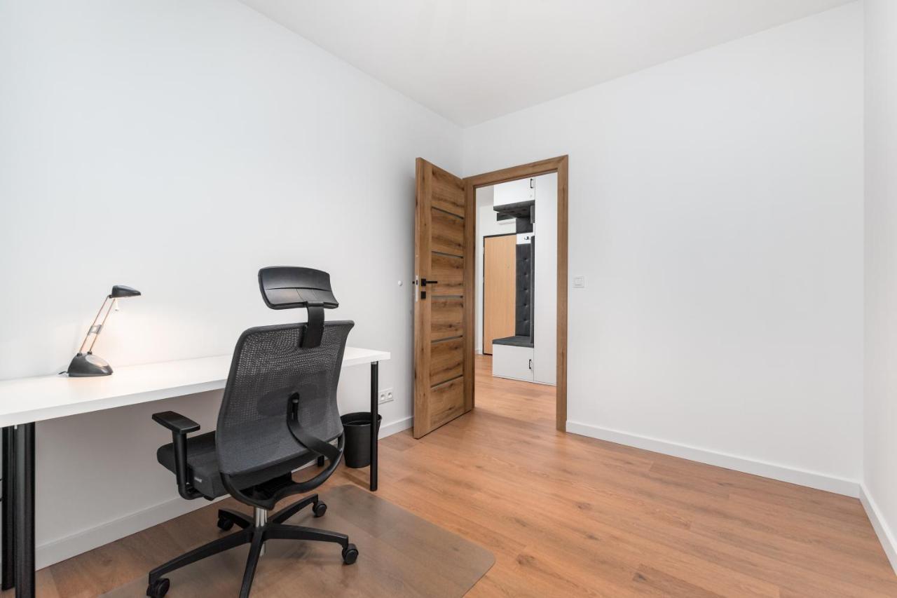 Klobucka 27 By Homeprime Warszawa Exteriör bild